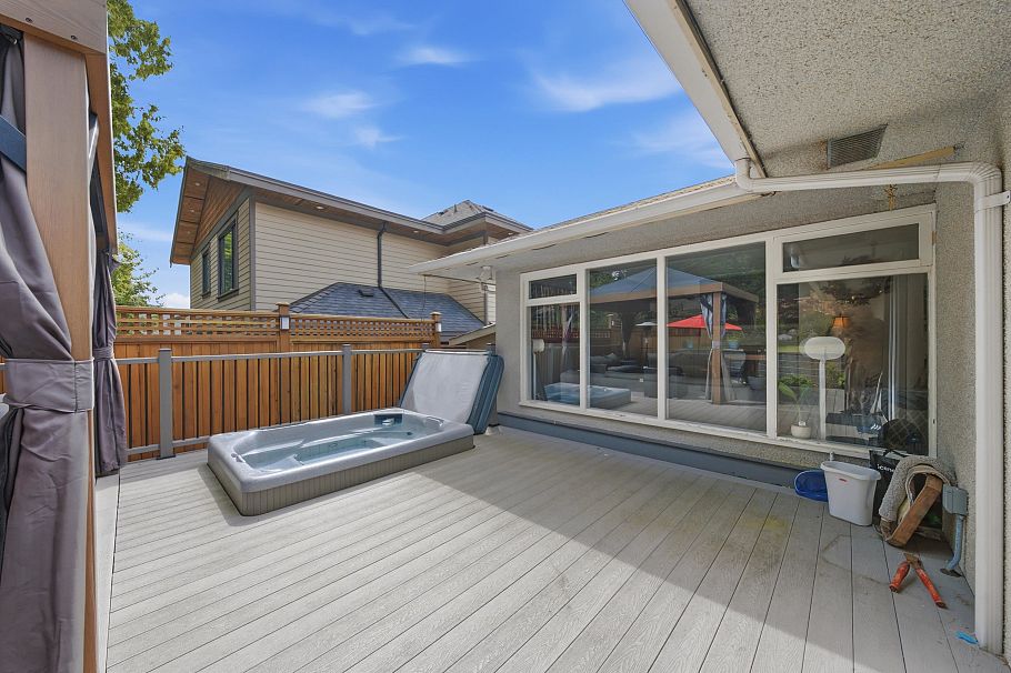 1120 Wellington Drive North Vancouver, BC - 26