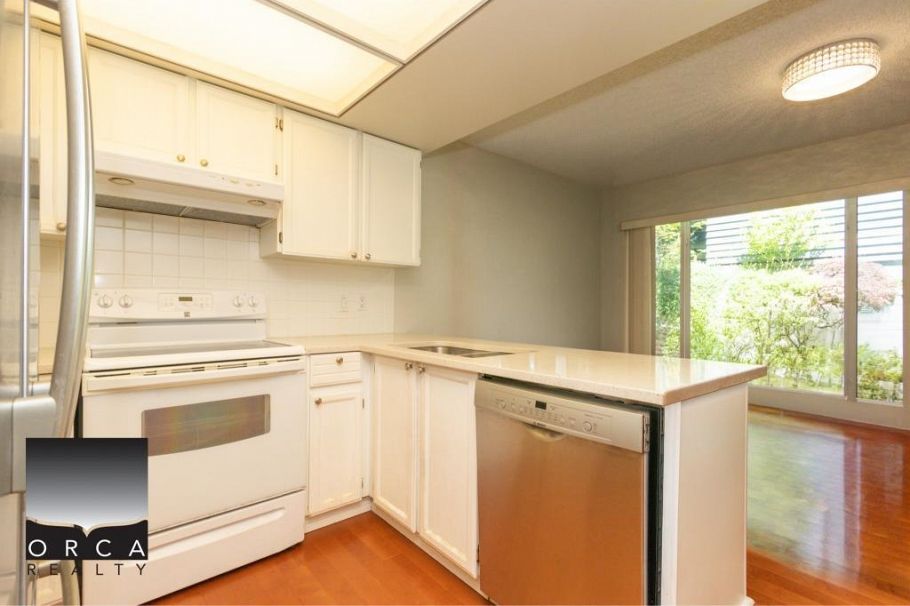885 FREDERICK ROAD, North Vancouver BC V7K 2Y5 North Vancouver, BC - 4