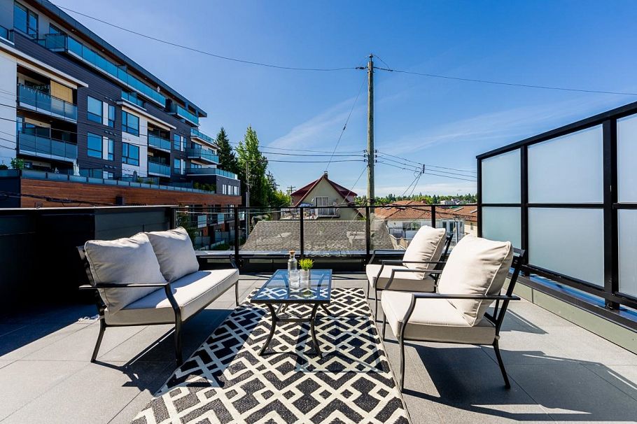 1 678 E 22nd Avenue Vancouver, BC - 31