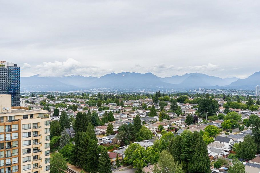 2409 3663 Crowley Drive Vancouver, BC - 22