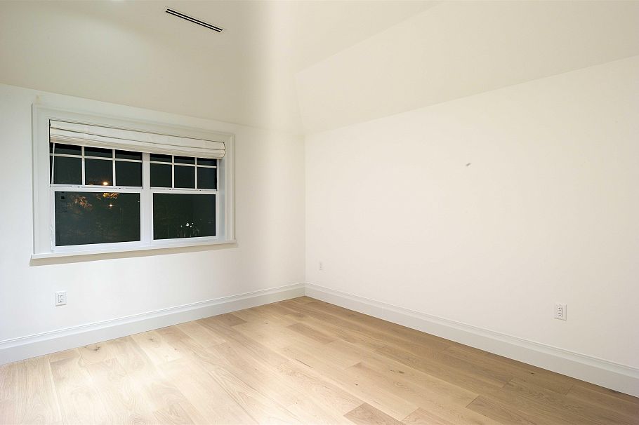 2 1310 W King Edward Avenue Vancouver, BC - 11