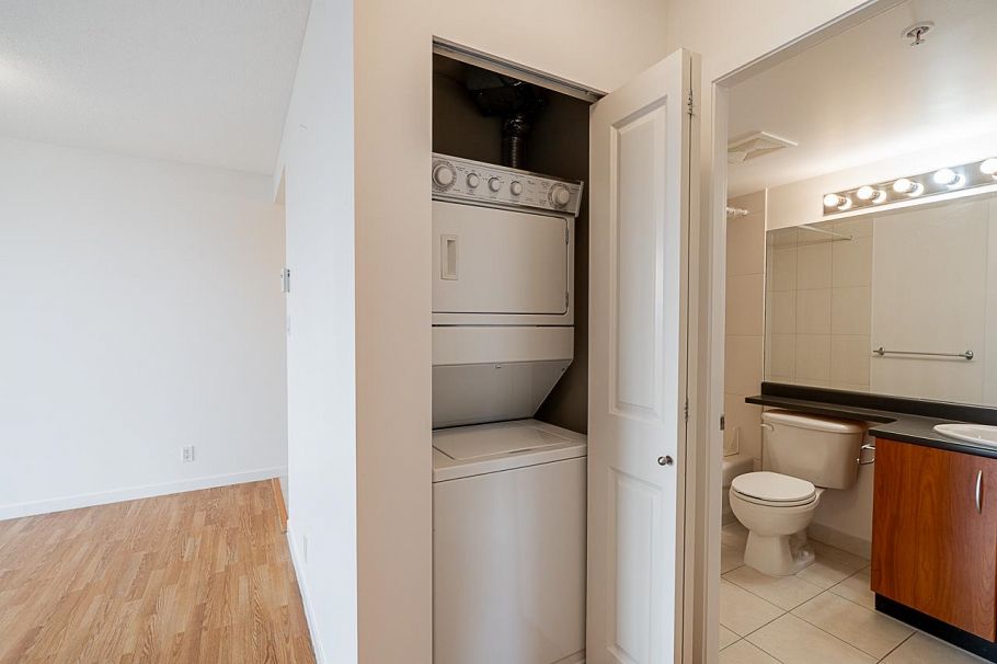 2409 3663 Crowley Drive Vancouver, BC - 20