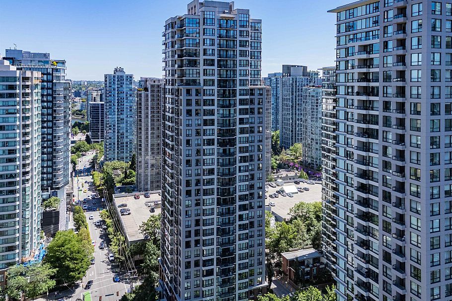 308 Smithe Street Vancouver, BC - 31