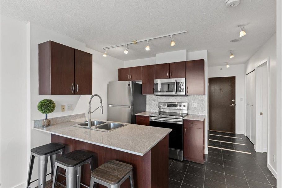 2123 938 Smithe Street Vancouver, BC - 3