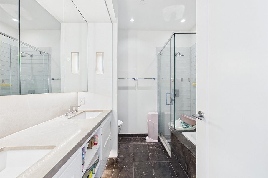 TH4 3355 Binning Road Vancouver, BC - 12