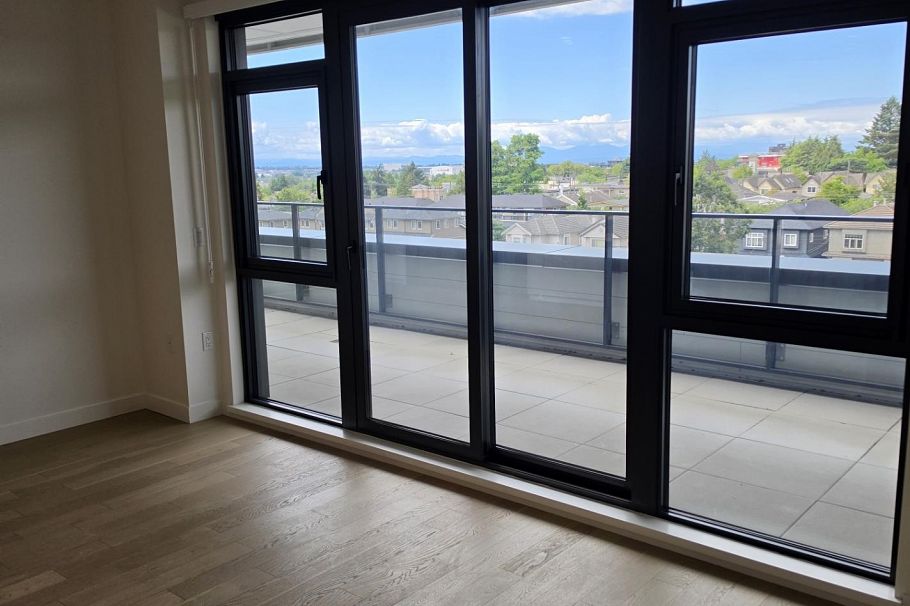 504 8398 Oak Street Vancouver, BC - 6