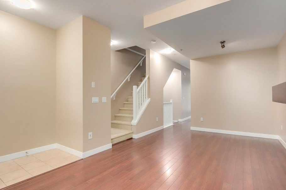 319 E 15th Street North Vancouver, BC - 8