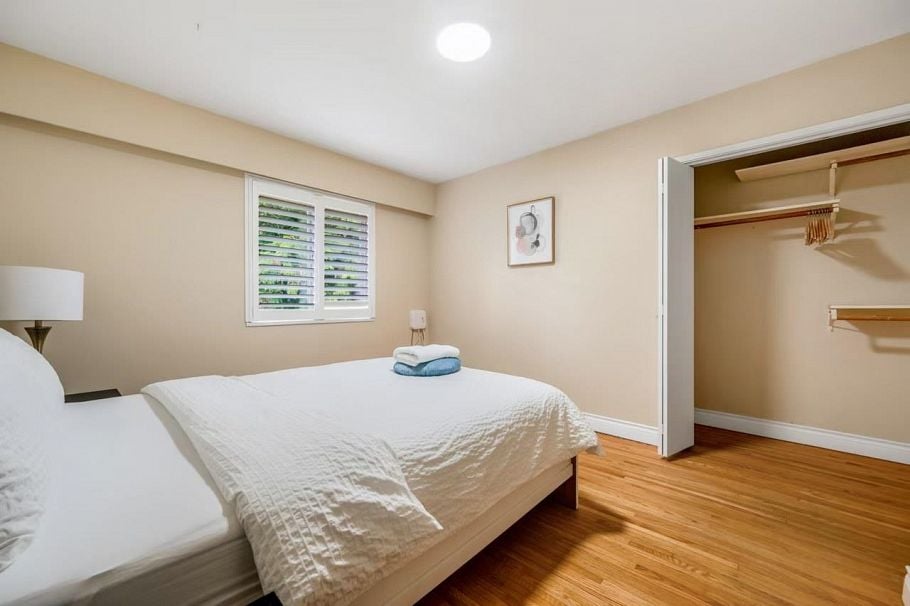 5XXX DUNBAR, Vancouver BC V6N 1X8 Vancouver, BC - 1
