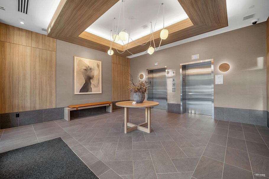 103 2320 Emery Court North Vancouver, BC - 32