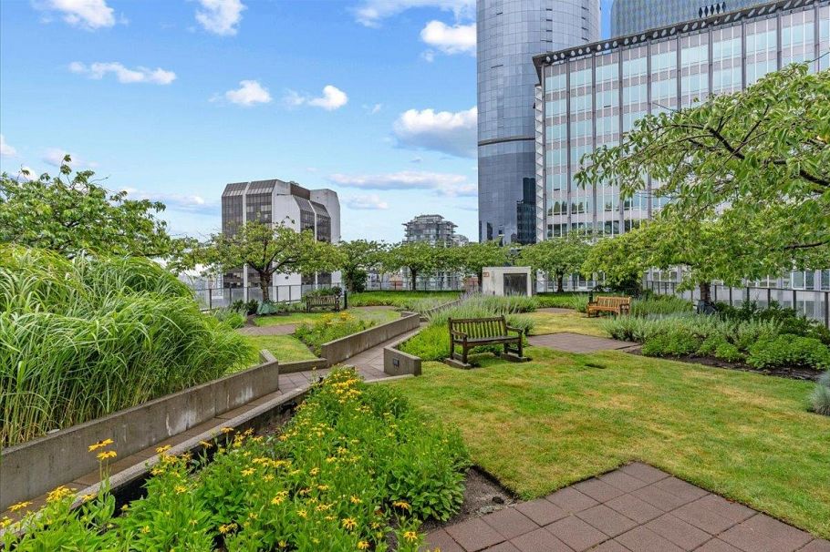 2123 938 Smithe Street Vancouver, BC - 25
