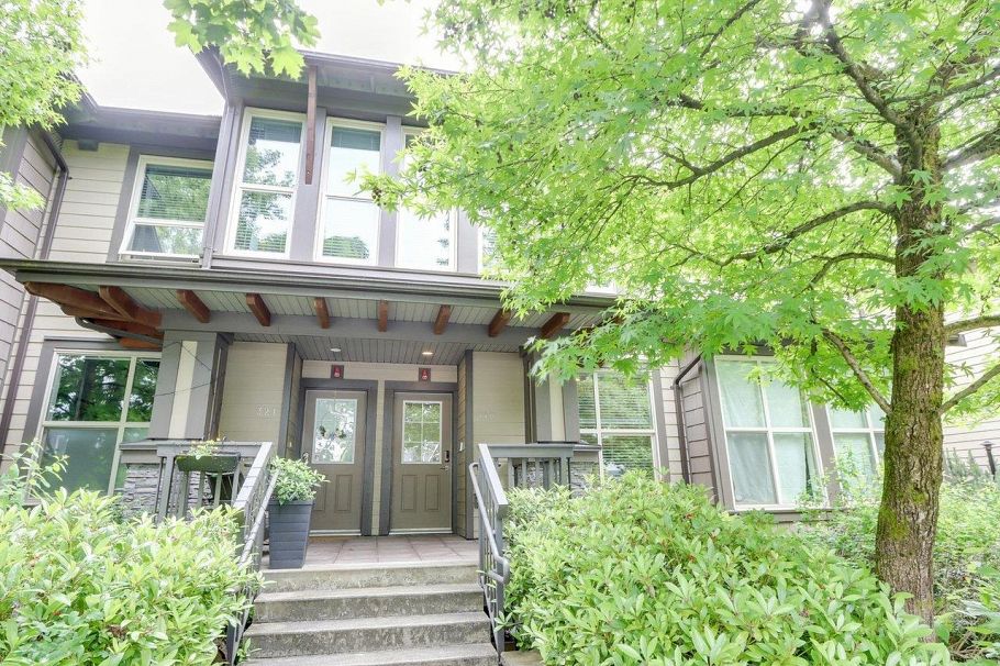 319 E 15th Street North Vancouver, BC - 17