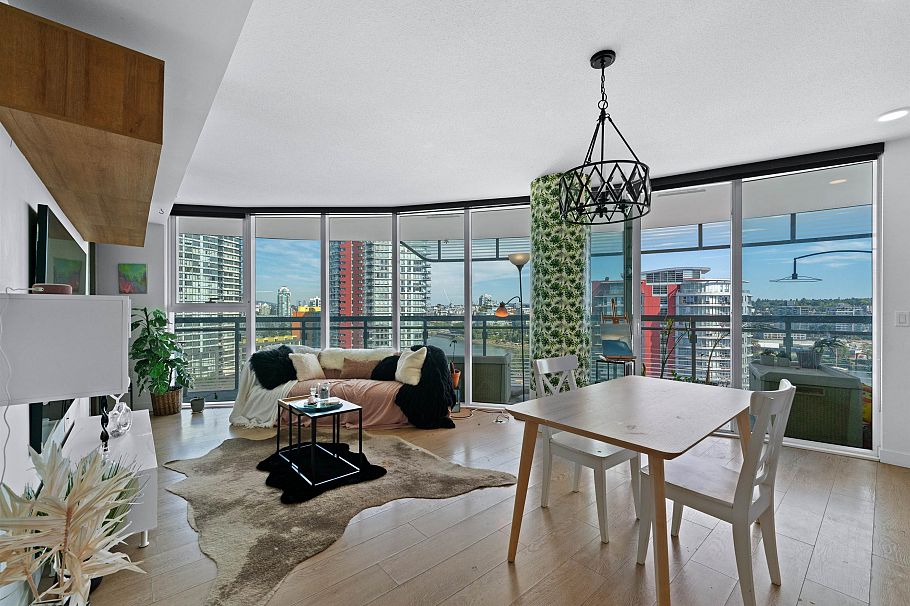 1284 87 Nelson Street Vancouver, BC - 10