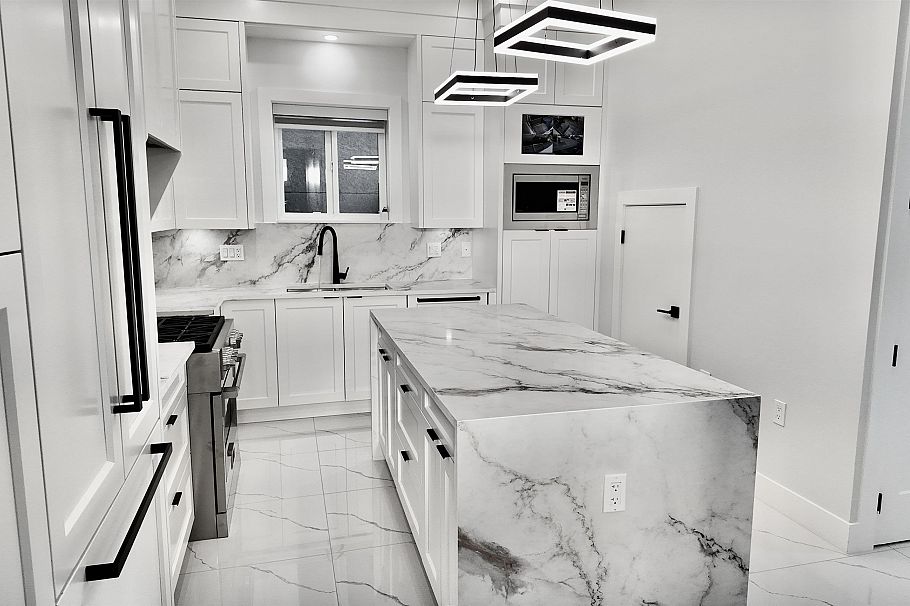 1328 E 64th Avenue Vancouver, BC - 7
