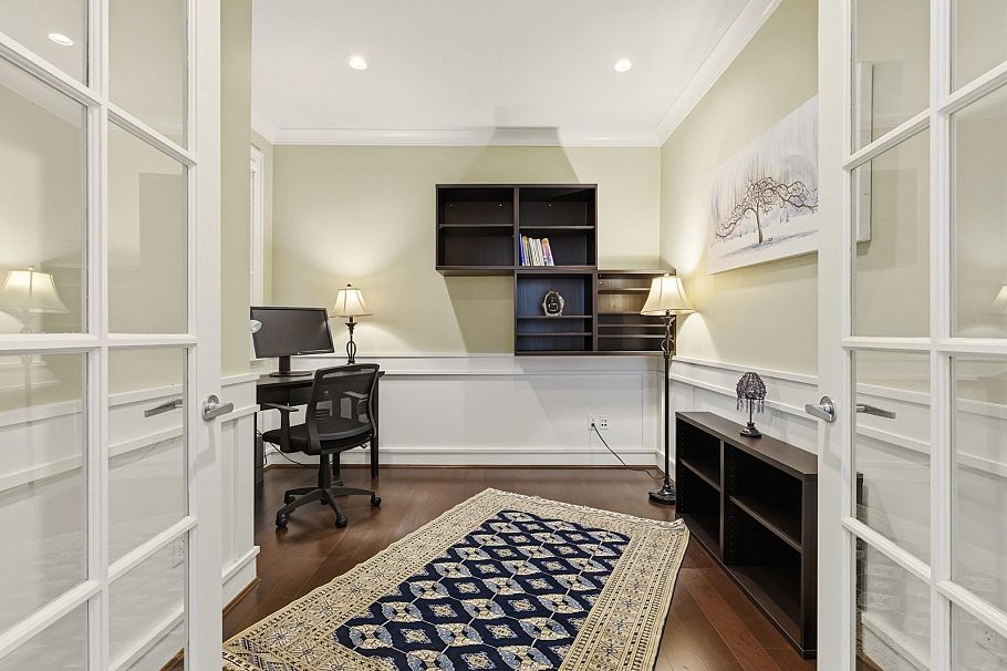 1017 Canyon Boulevard North Vancouver, BC - 7