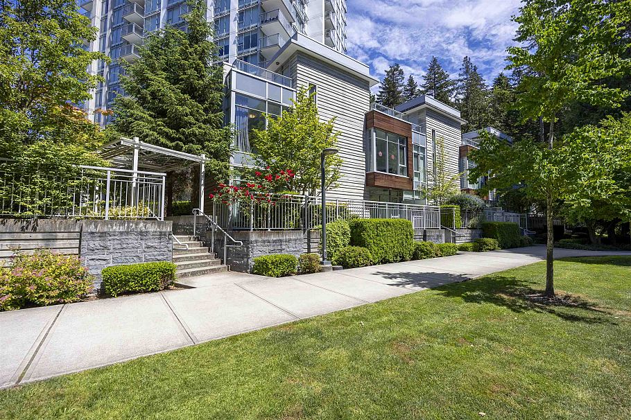 TH4 3355 Binning Road Vancouver, BC - 22