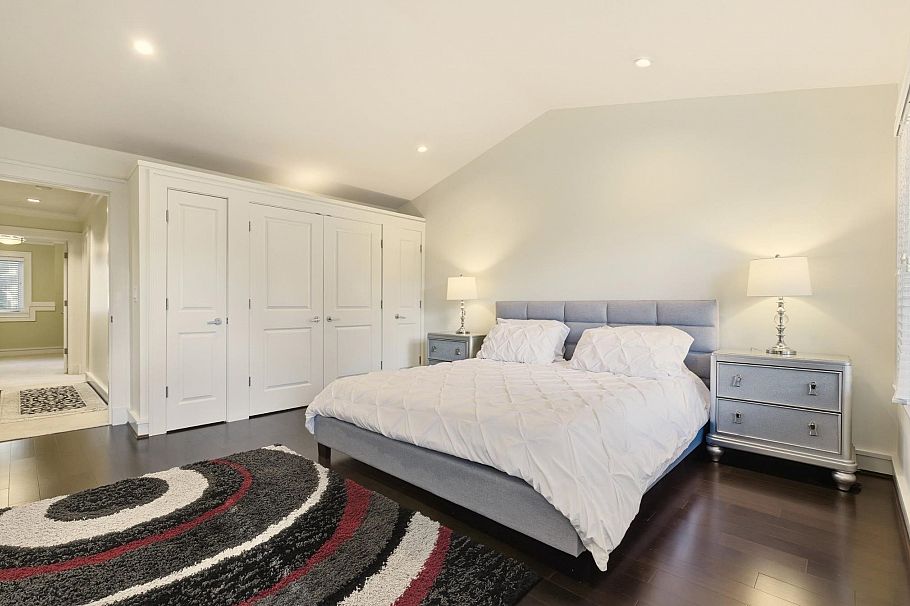 1017 Canyon Boulevard North Vancouver, BC - 8