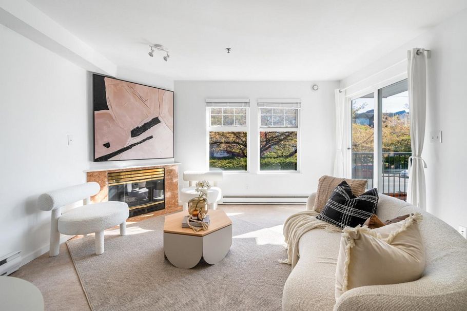 205 3199 Willow Street Vancouver, BC - 4