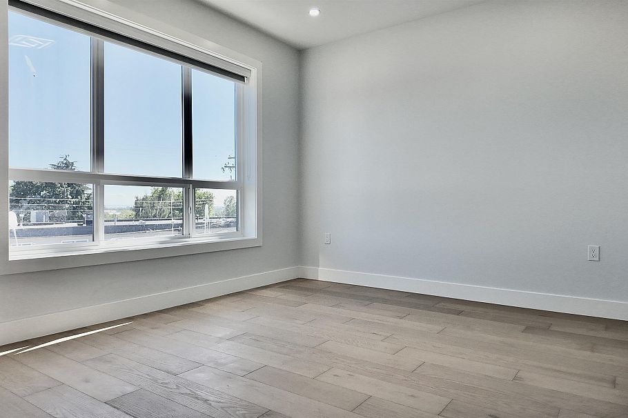 1328 E 64th Avenue Vancouver, BC - 10