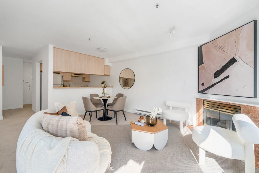205 3199 Willow Street Vancouver, BC - 5