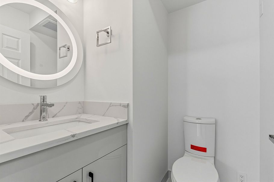 1761 E 57th Avenue Vancouver, BC - 27