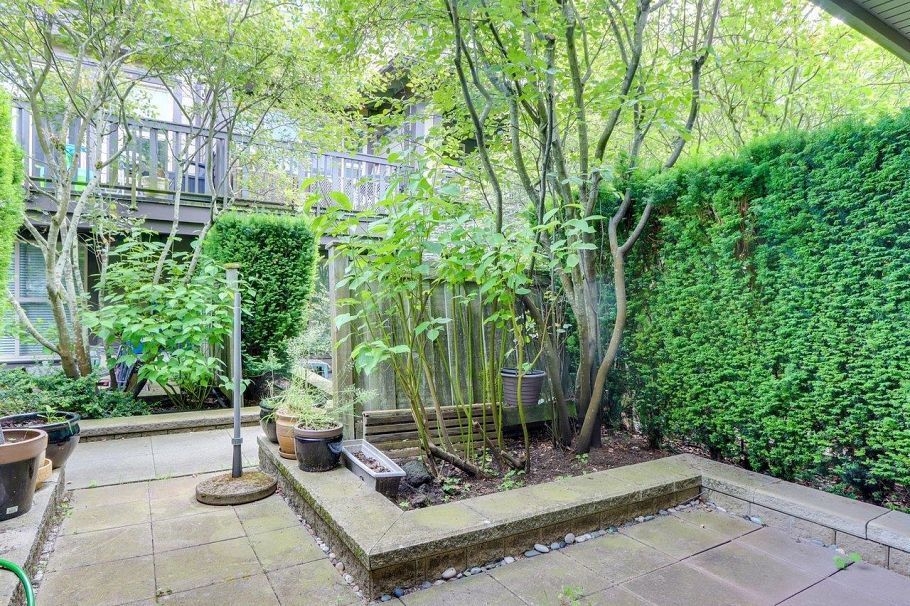 319 E 15th Street North Vancouver, BC - 5