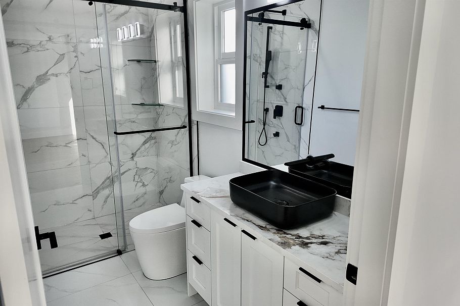 1330 E 64th Avenue Vancouver, BC - 11