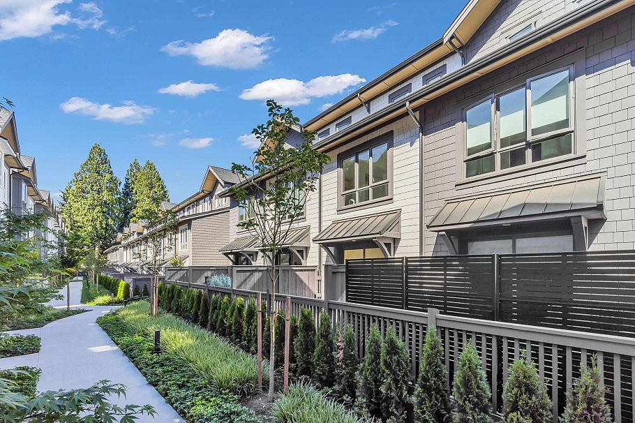 103 2320 Emery Court North Vancouver, BC - 27