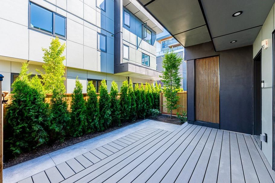 2 678 E 22nd Avenue Vancouver, BC - 22