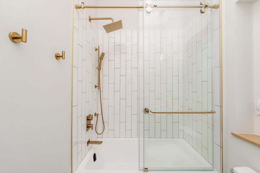 2 678 E 22nd Avenue Vancouver, BC - 14