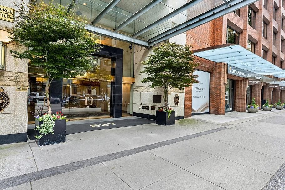 2005 837 W Hastings Street Vancouver, BC - 2