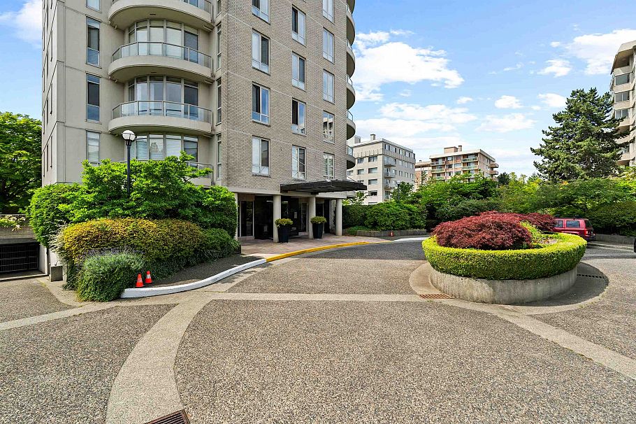 102 5850 Balsam Street Vancouver, BC - 34