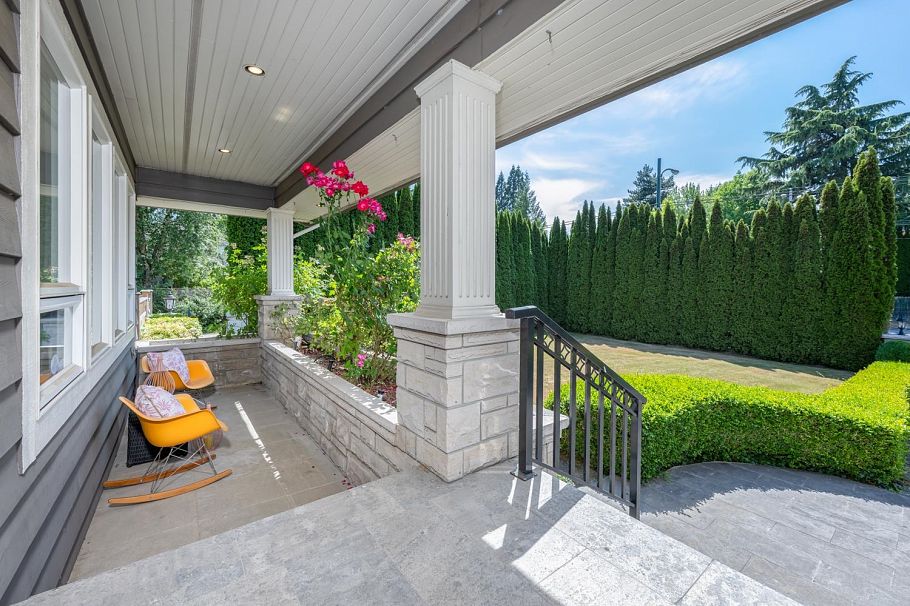 5088 Granville Street Vancouver, BC - 5