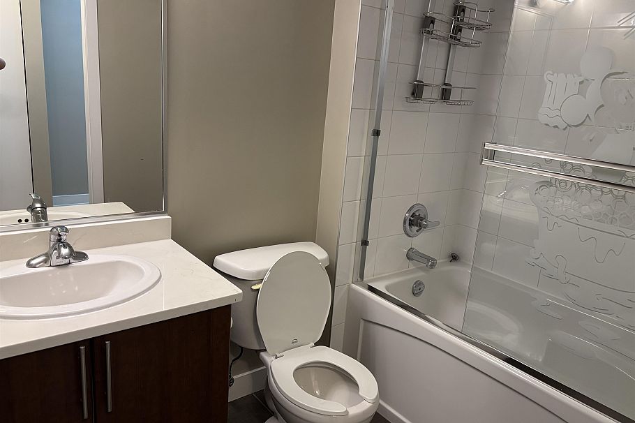 211 2150 E Hastings Street Vancouver, BC - 16