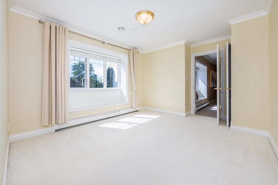 5088 Granville Street Vancouver, BC - 19