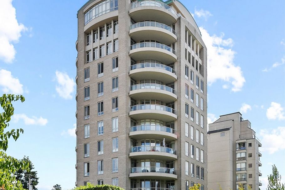 102 5850 Balsam Street Vancouver, BC - 1