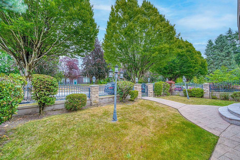 2420 Scarboro Avenue Vancouver, BC - 34