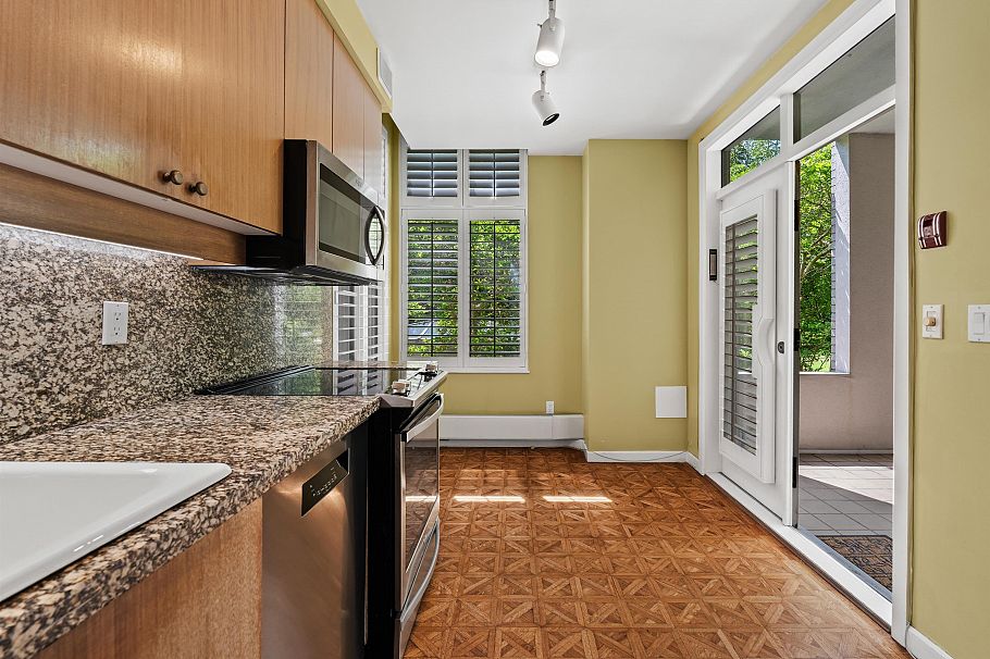 102 5850 Balsam Street Vancouver, BC - 15