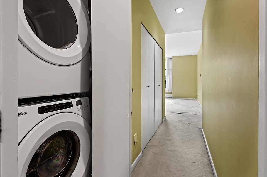 102 5850 Balsam Street Vancouver, BC - 23