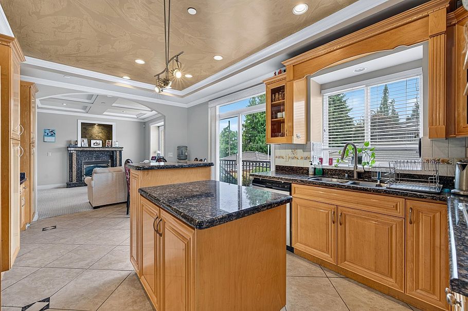 2420 Scarboro Avenue Vancouver, BC - 10