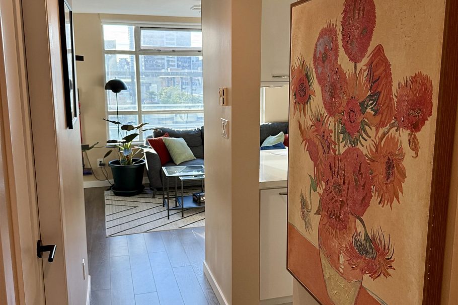 1701 438 Seymour Street Vancouver, BC - 5
