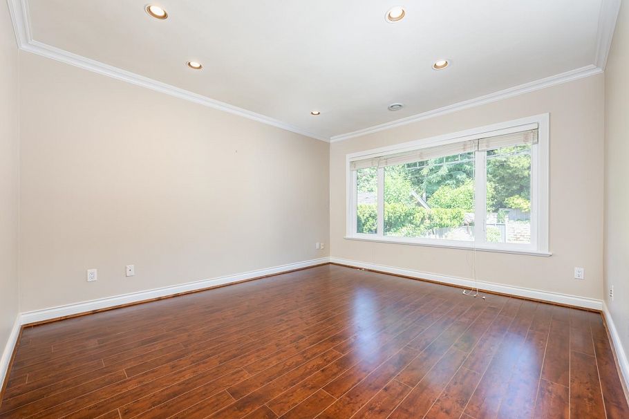 5088 Granville Street Vancouver, BC - 14