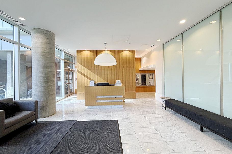 2504 8131 Nunavut Lane Vancouver, BC - 25