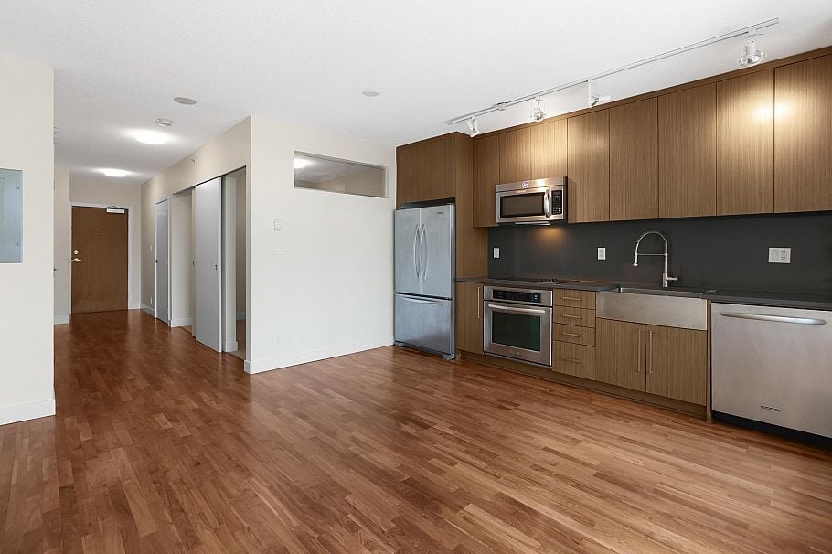 803 251 E 7th Avenue Vancouver, BC - 7