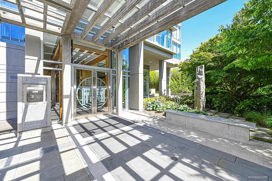 803 2688 West Mall Vancouver, BC - 27