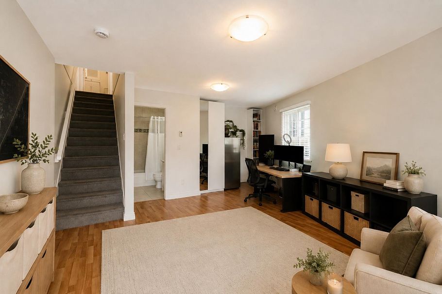 2042 Triumph Street Vancouver, BC - 7