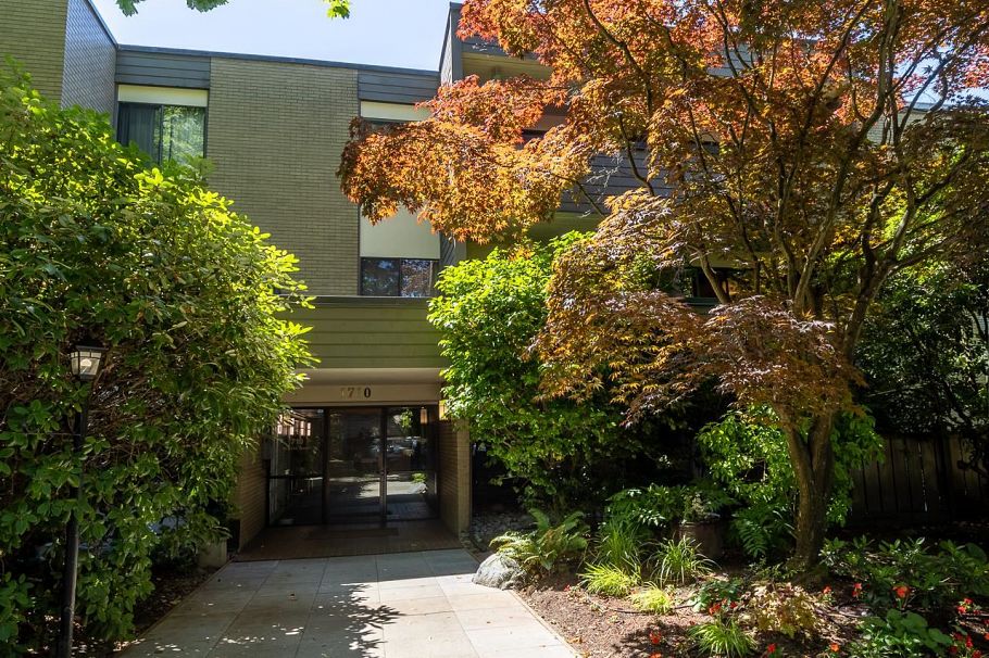 310 1710 W 13th Avenue Vancouver, BC - 1