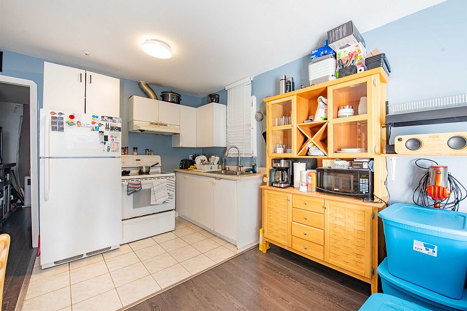 4885 Baldwin Street Vancouver, BC - 14