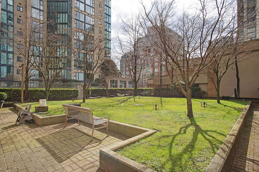 2101 1188 Richards Street Vancouver, BC - 16