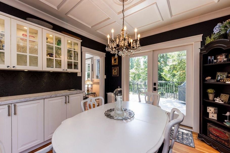461 E St. James Road North Vancouver, BC - 14