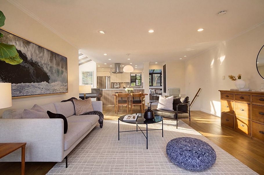 W4 1070 W 7th Avenue Vancouver, BC - 2